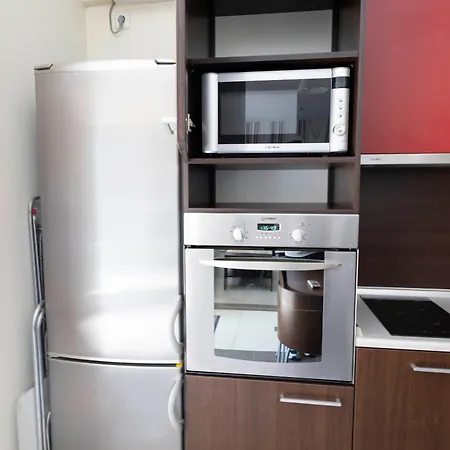 Apartman Reina Kamelia Garden